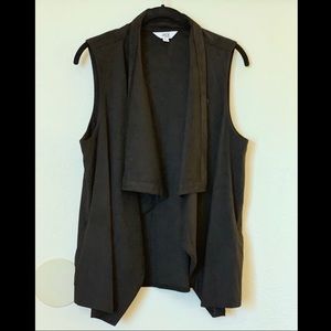 Jack by BB Dakota Soft Front Drape/Wrap Vest NWOT